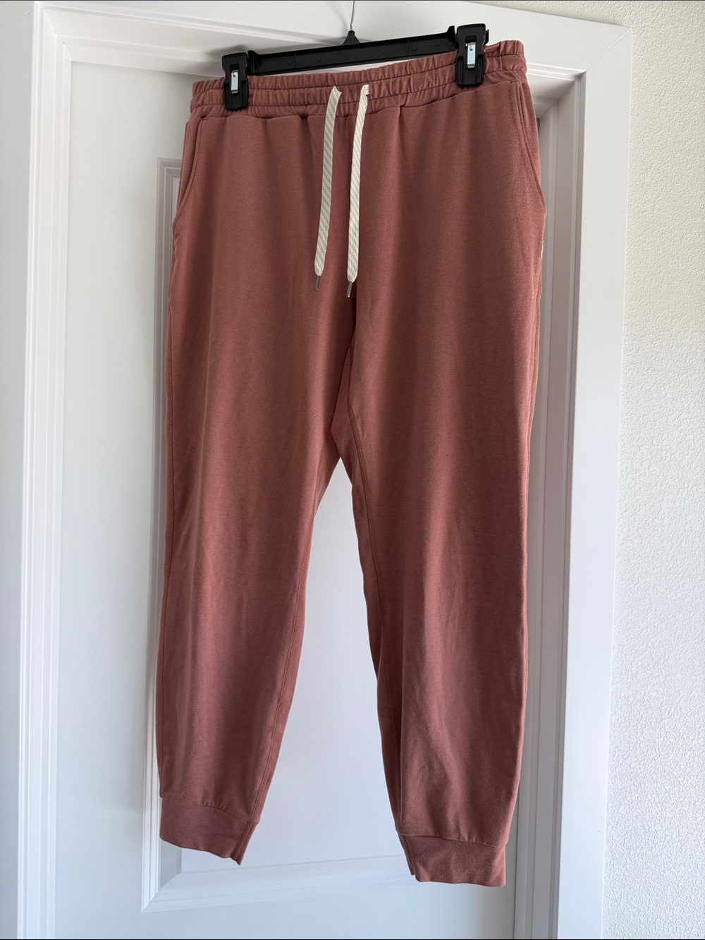 Vuori Dusty Rose Jogger Pants